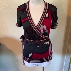 BCBGMAXAZRIA Black/Pink Multicolor Print V-Neck Wrap Blouse  Size S
